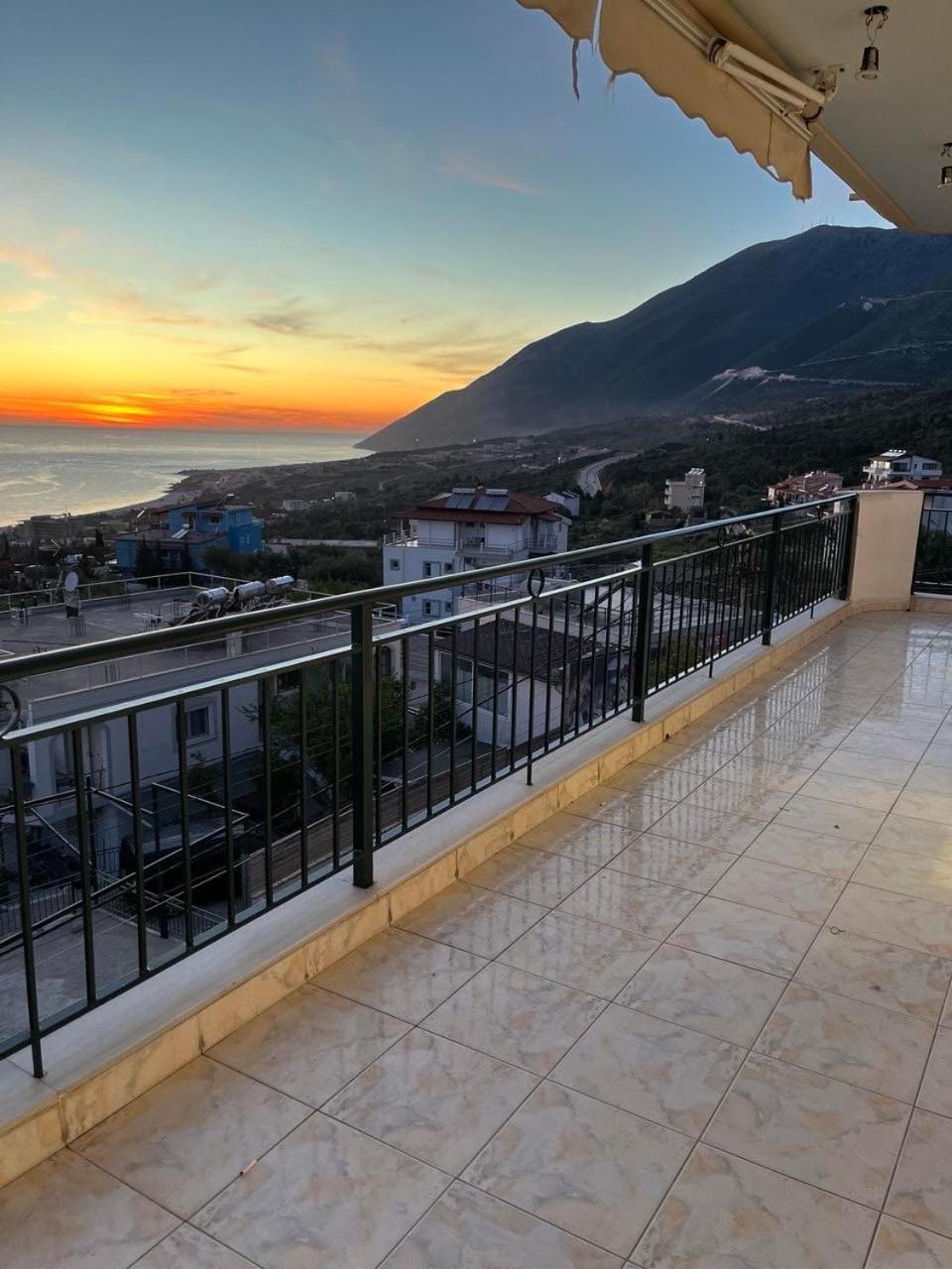 Harmony Apartments Dhërmi 外观 照片